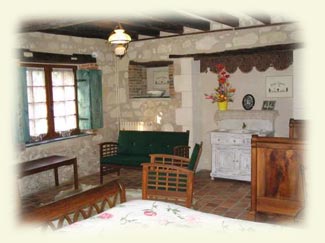  cinnamon sitting room 